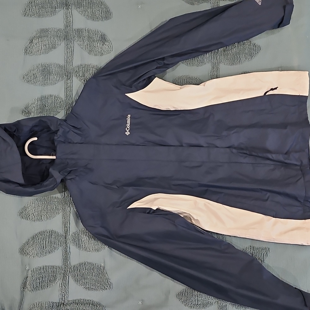 Size XS Columbia Rain Jacket Navy Blue (Packable-Great For Travel)
